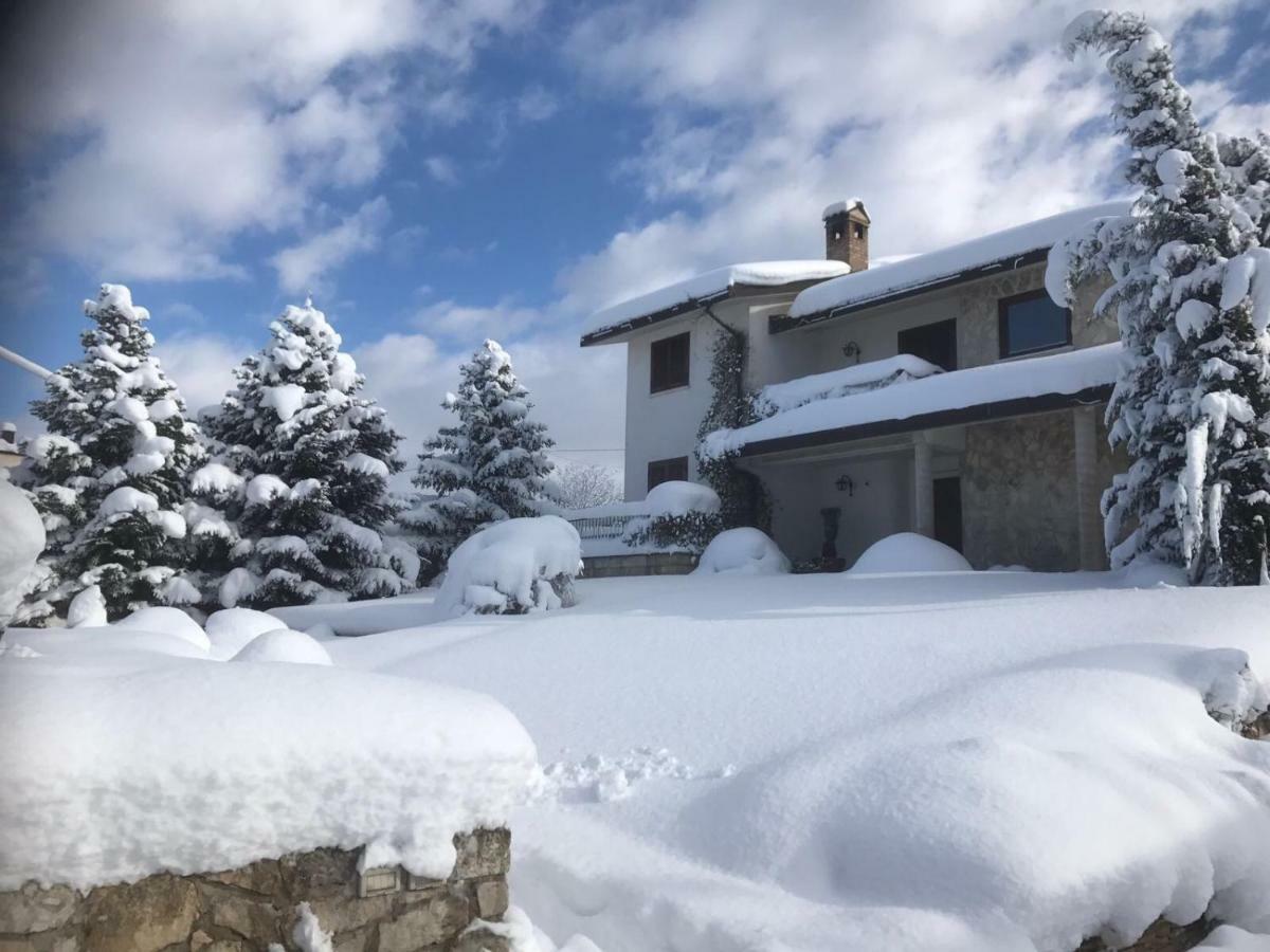 Villa Nicolai Tra Mare E Montagna Lettomanoppello Exterior photo